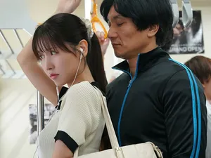 Em gái tóc phủ đầy chậu quan hệ tình dục trong khách sạn với khuôn mặt xinh đẹp❤️Cô gái trẻ mặc đồ đen liếm lồn và quan hệ từ phía sau, lén rút bao cao su ra và xuất tinh vào bên trong...