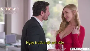Con gái muốn được trưởng thành… bằng cách gạ tình bố dượng