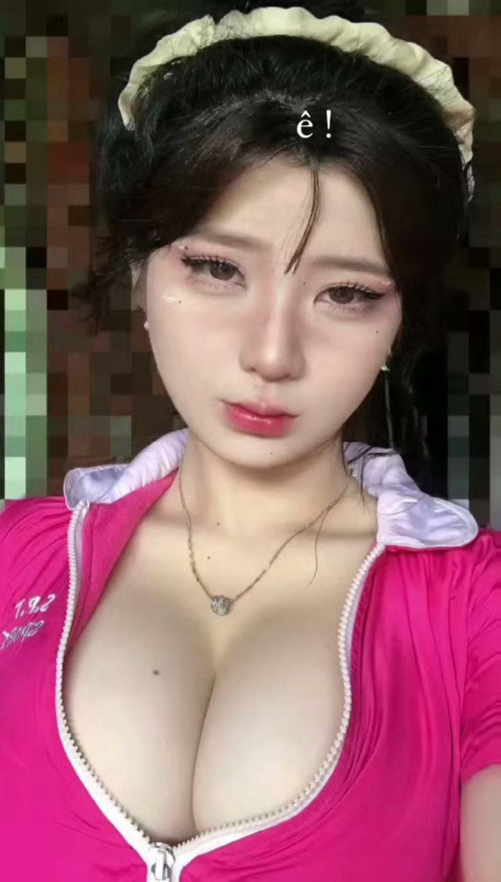Lén lút với cô em vợ yêu tương lai